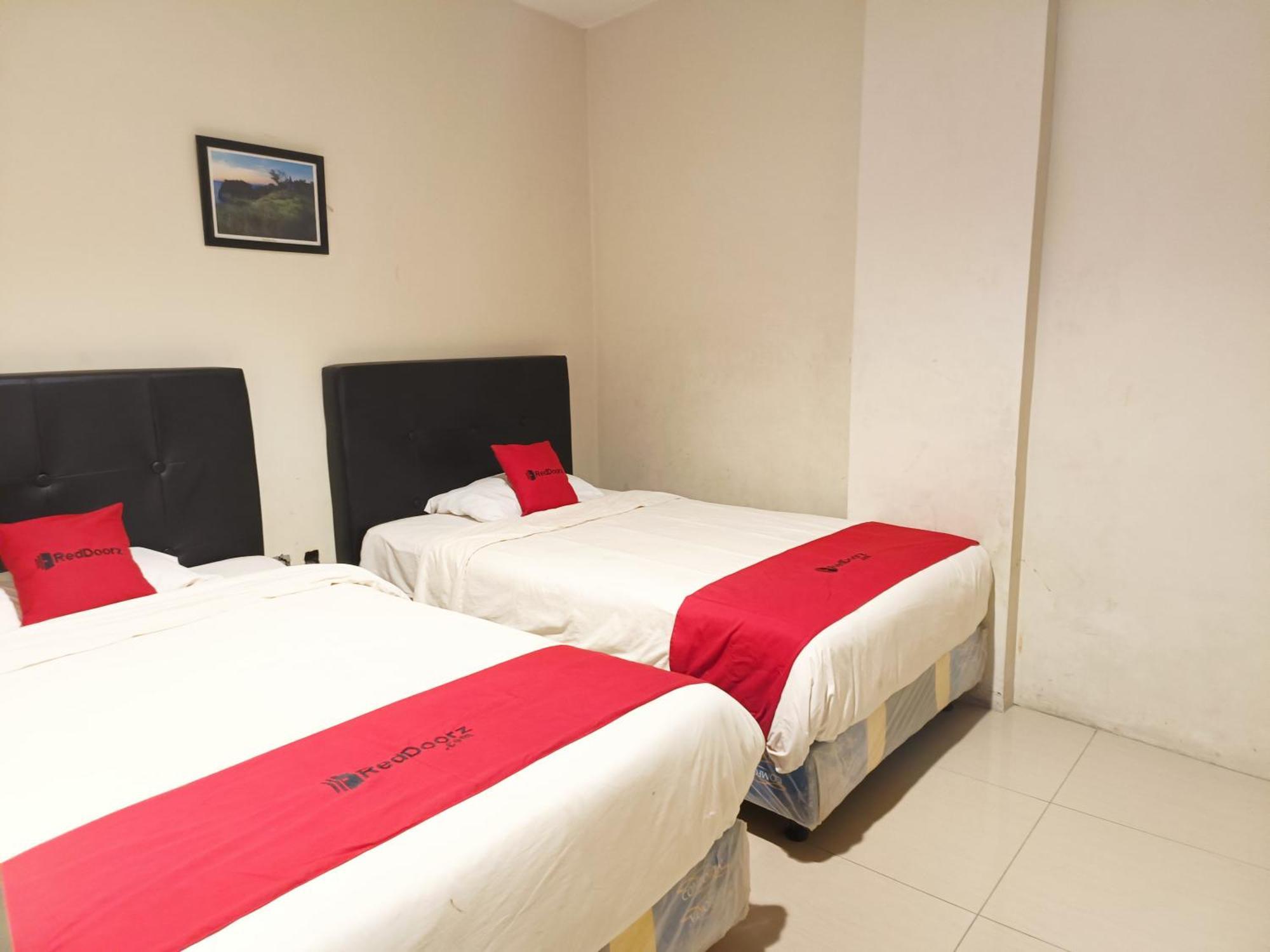 Hotel O Makassar Near Gereja Advent Tikala Baru Formerly Rid'S Hotel Манадо Екстериор снимка
