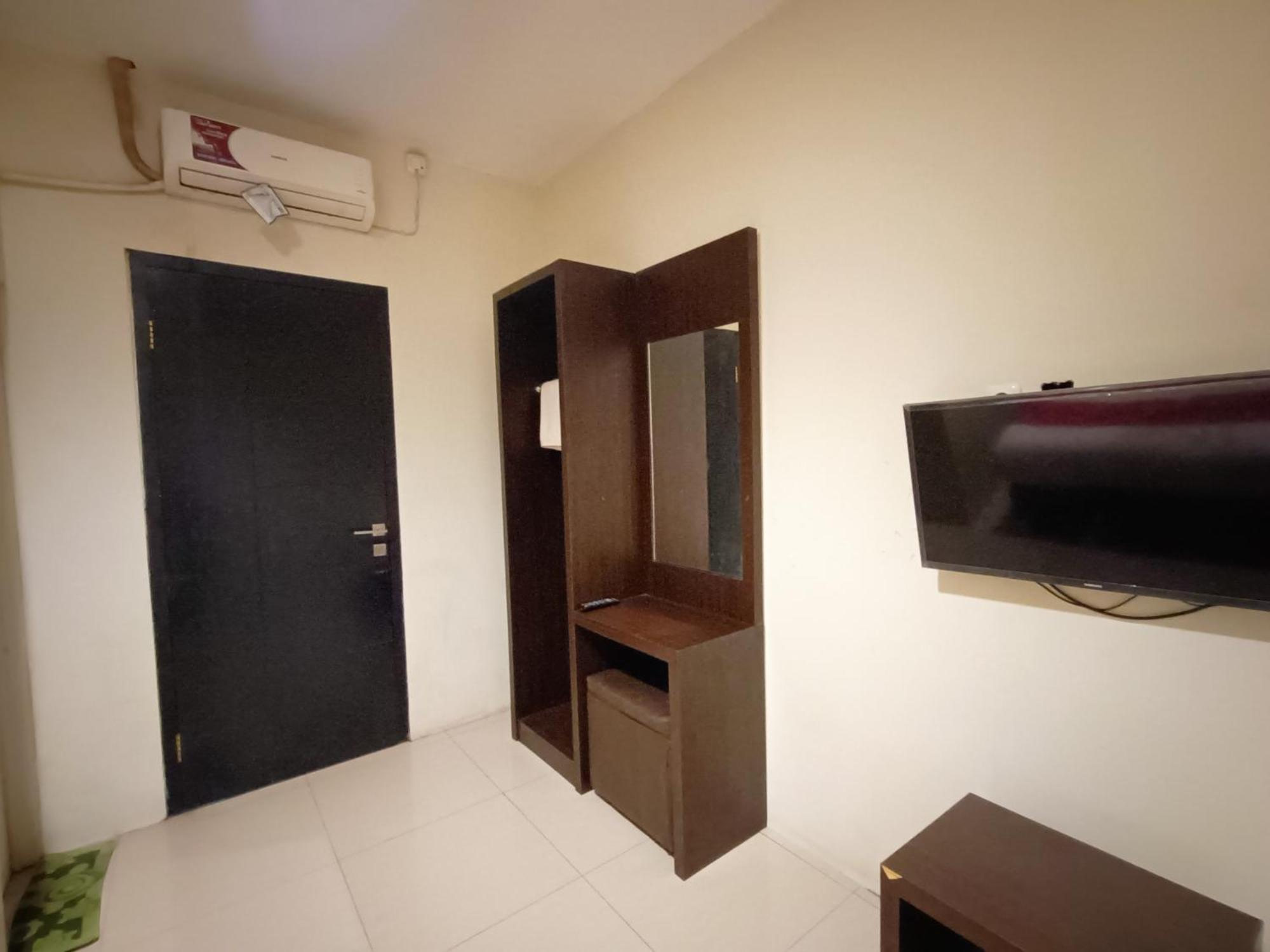 Hotel O Makassar Near Gereja Advent Tikala Baru Formerly Rid'S Hotel Манадо Екстериор снимка